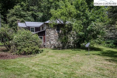 Photo of 3742 US Highway 321 Boulevard #54, Blowing Rock, NC 28605 (MLS # 256236)