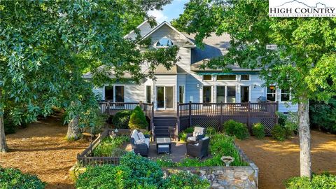 Photo of 876 Turnberry Drive, Roaring Gap, NC 28627 (MLS # 257790)