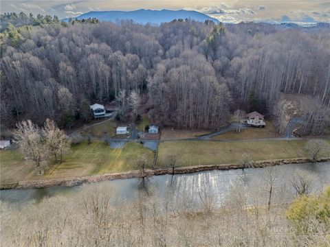 Photo of 8 and 9 Haven Ridge Road, Lansing, NC 28643 (MLS # 261709)
