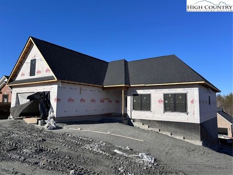 Photo of 426 Huntington Woods Street SE, Lenoir, NC 28645 (MLS # 259446)