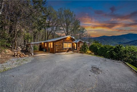 Photo of 184 Dutch Treat Road, Banner Elk, NC 28604 (MLS # 261049)