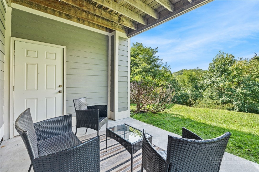 1355 Seven Devils Road 302