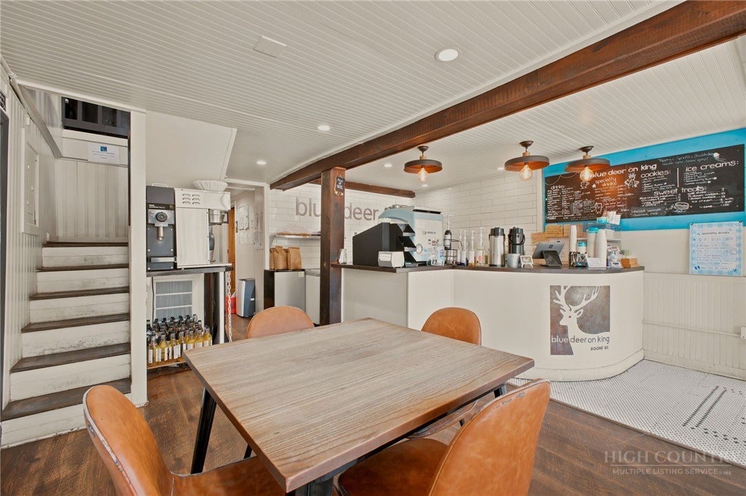 352 W King Street