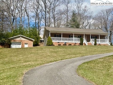 Photo of 3247 Water Tank Road, West Jefferson, NC 28694 (MLS # 253993)