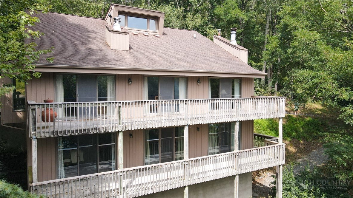 625 E. Old Turnpike Road