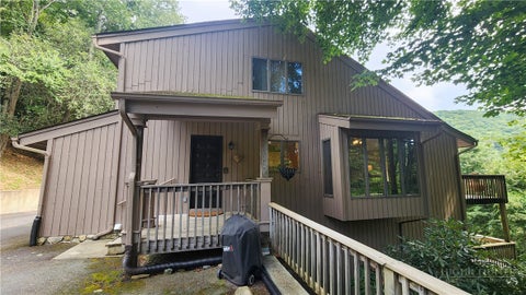 Photo of 625 E. Old Turnpike Road, Banner Elk, NC 28604 (MLS # 263994)