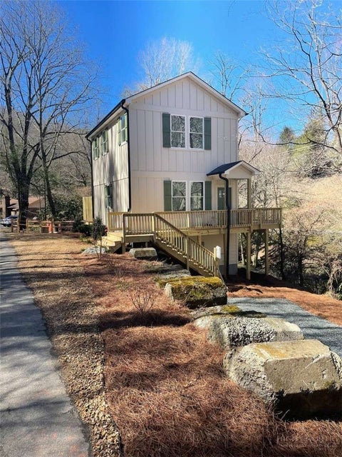 Photo of 158 River View Lane, Blowing Rock, NC 28605 (MLS # 263867)