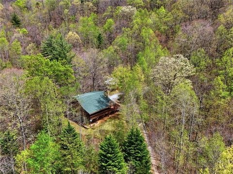 Photo of 3455 Valley Drive, Lenoir, NC 28645 (MLS # 261464)