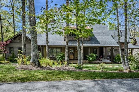 Photo of 137 Mountain Breeze Knoll Knl, Blowing Rock, NC 28605 (MLS # 260184)