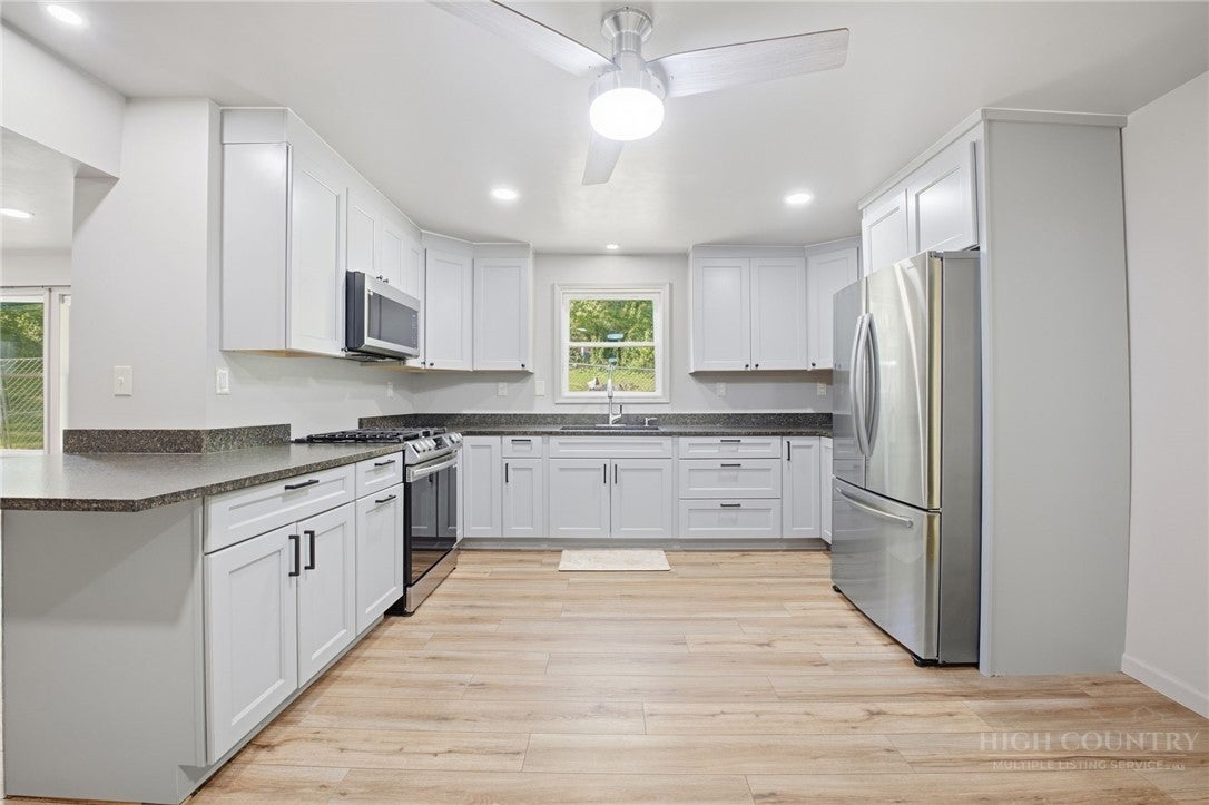 325 Sawyers Rd
