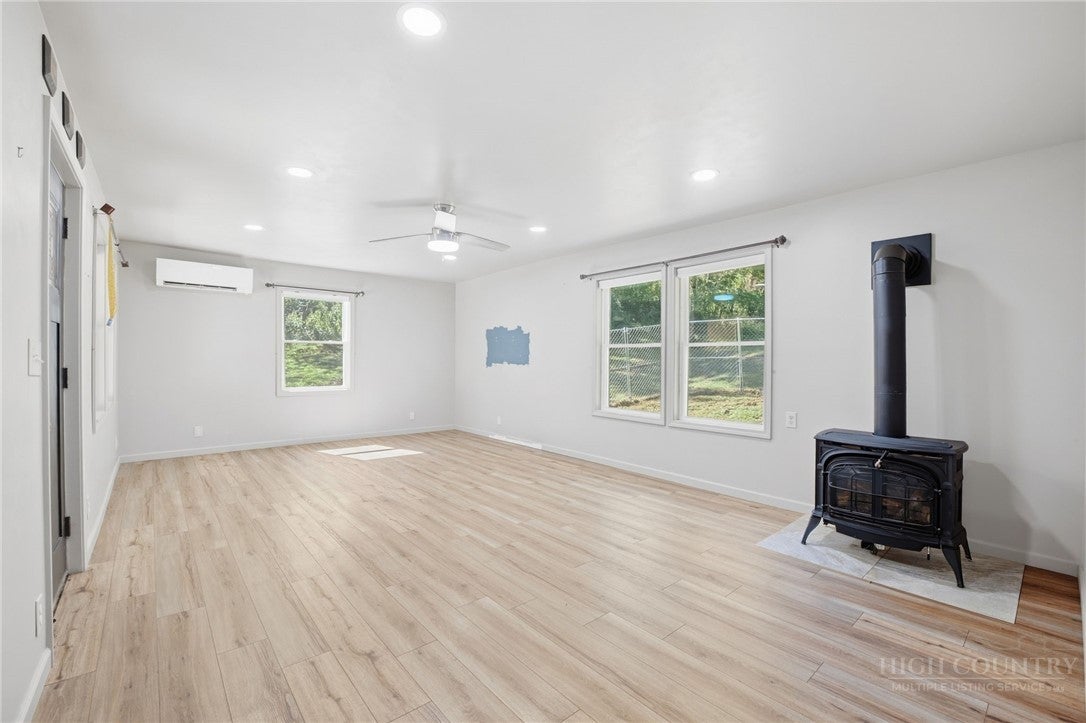 325 Sawyers Rd