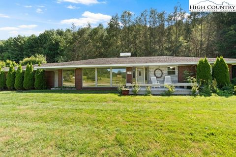 Photo of 1276 Newland Highway, Newland, NC 28657 (MLS # 256828)