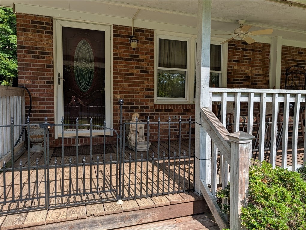 95 Glade Creek Road