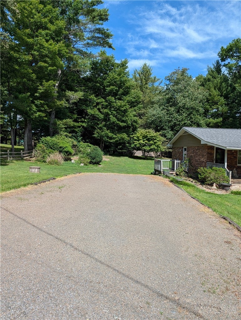 95 Glade Creek Road