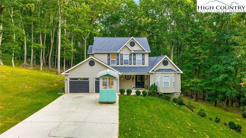 Photo of 389 Highland Drive, Sparta, NC 28675 (MLS # 259336)