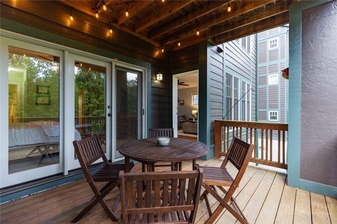 446 Peaceful Haven Drive 811
