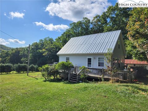 Photo of 369 Ransey Woodring Road, Todd, NC 28684 (MLS # 246130)