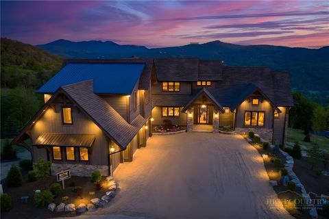 Photo of 72 Valley Watch Court, Banner Elk, NC 28604 (MLS # 260516)