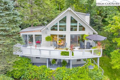 Photo of 133 Wild Apple Drive, Blowing Rock, NC 28605 (MLS # 257666)