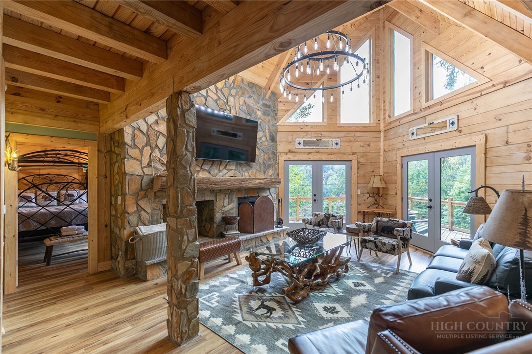 130 Autumn View Lane