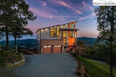 Photo of 1180 Pinnacle Drive, Boone, NC 28607 (MLS # 258309)