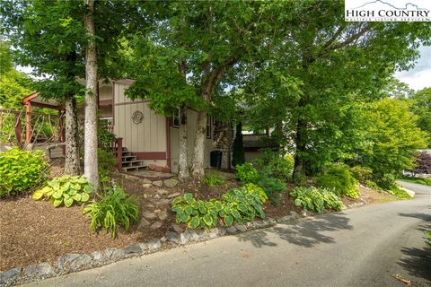 Photo of 335 Snowshoe Loop, Newland, NC 28657 (MLS # 257021)