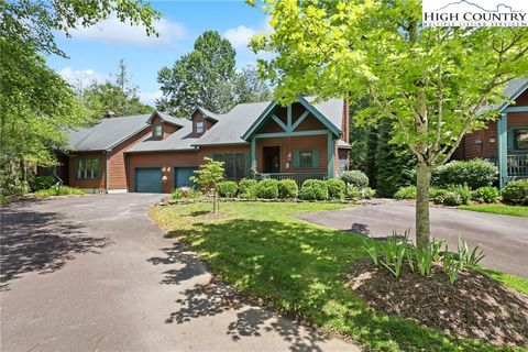 Photo of 143 Clary Court #5, Blowing Rock, NC 28605 (MLS # 257019)