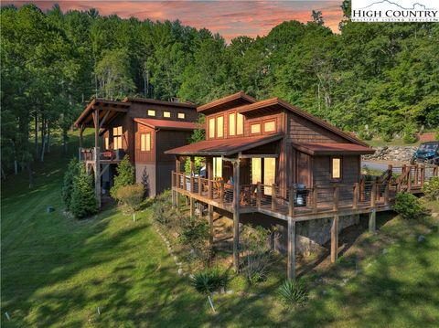 Photo of 91 Stonefly Trail, Banner Elk, NC 28604 (MLS # 257128)
