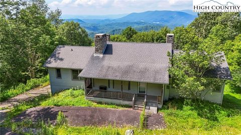 Photo of 764 Golden Ridge Rd, Blowing Rock, NC 28605 (MLS # 257103)