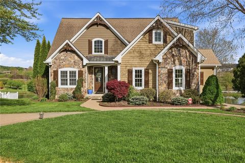 Photo of 138 Turnberry Court, Jefferson, NC 28640 (MLS # 261261)