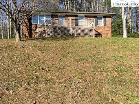 A home in Deep Gap