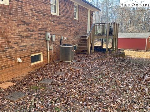 A home in Deep Gap