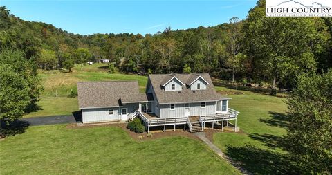 Photo of 410 River Drive, Warrensville, NC 28693 (MLS # 258482)