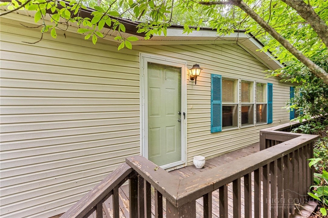451 Laurelwood Lane 43