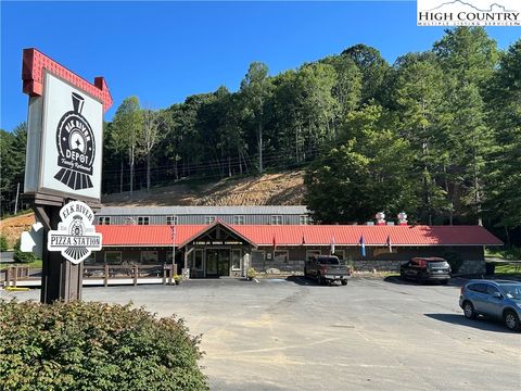 Photo of 6460 Banner Elk Parkway, Elk Park, NC 28622 (MLS # 257331)