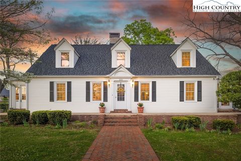Photo of 203 Norwood Street, Lenoir, NC 28645 (MLS # 255160)