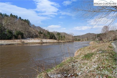 Photo of Lot 7 & 8 Happy Hunt Drive, Grassy Creek, NC 28631 (MLS # 260501)