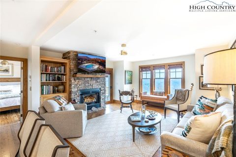 Photo of 233 Indian Paintbrush Drive #RG-1, Banner Elk, NC 28604 (MLS # 260732)