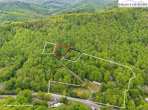 Photo of 122 Poplar Creek Estates Drive, Todd, NC 28684 (MLS # 255860)
