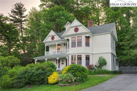 Photo of 326 Green Street, Blowing Rock, NC 28605 (MLS # 255835)