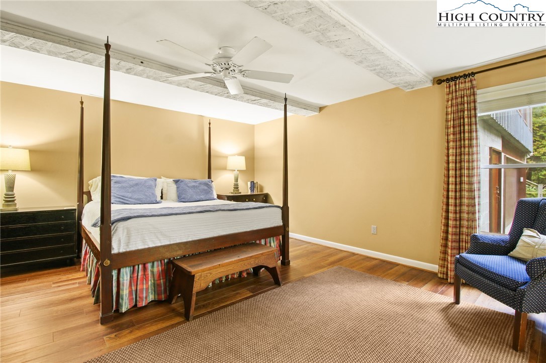 Boone, North Carolina 28607, United States, 3 Bedrooms Bedrooms, ,4 BathroomsBathrooms,Residential,Active,30403