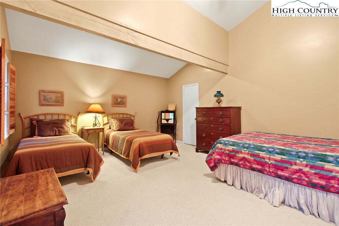 Boone, North Carolina 28607, United States, 3 Bedrooms Bedrooms, ,4 BathroomsBathrooms,Residential,Active,30403