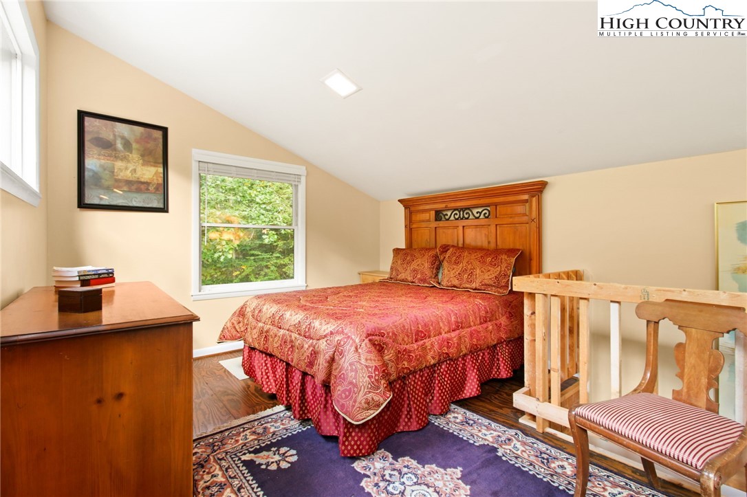 Boone, North Carolina 28607, United States, 3 Bedrooms Bedrooms, ,4 BathroomsBathrooms,Residential,Active,30403