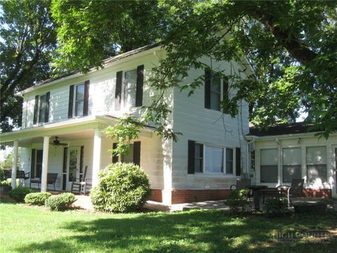 Photo of 3850 Hartland Road, Lenoir, NC 28645 (MLS # 263350)