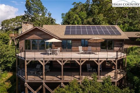 Photo of 260 Beacon Hill Hl, Blowing Rock, NC 28605 (MLS # 254579)