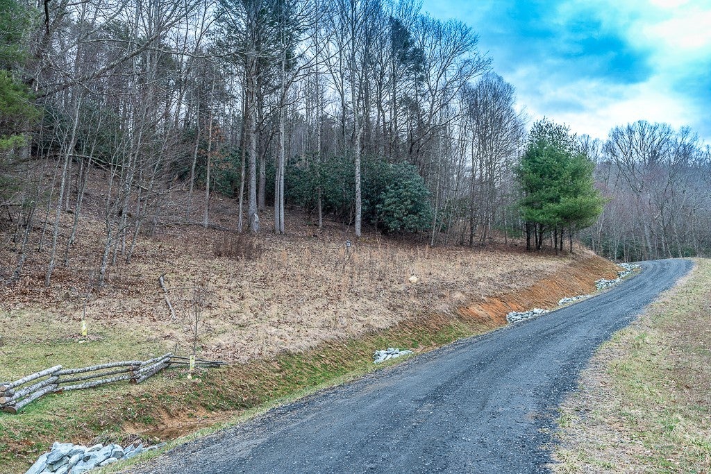 TBD River Valley Overlook