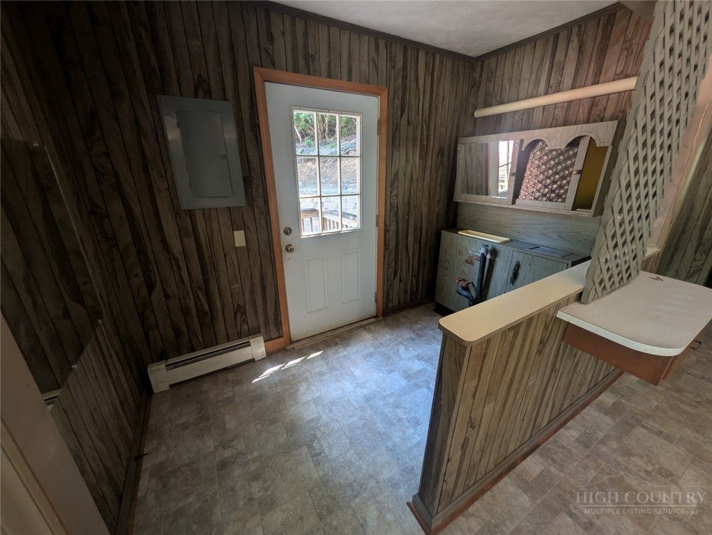 200 Little Spring Road 176