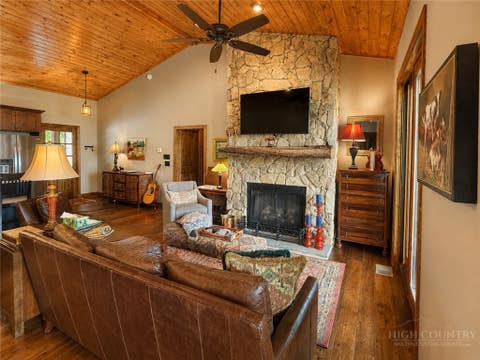 Photo of 1859 Shawnee Road, Banner Elk, NC 28604 (MLS # 263256)