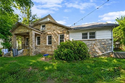Photo of 304 Old Bristol Road, Boone, NC 28607 (MLS # 262124)