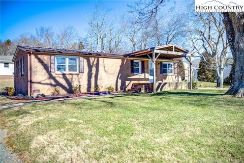 Photo of 143 Loblolly Lane, Boone, NC 28607 (MLS # 241777)